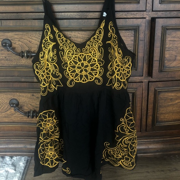 LF black & yellow romper - Picture 1 of 3